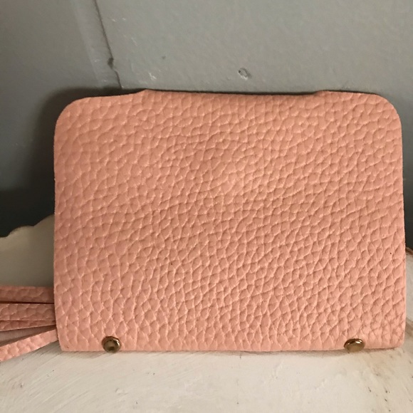 4 PIECE TOTE SHOULDER WRISTLET WALLET HANDBAG SET - Picture 3 of 16